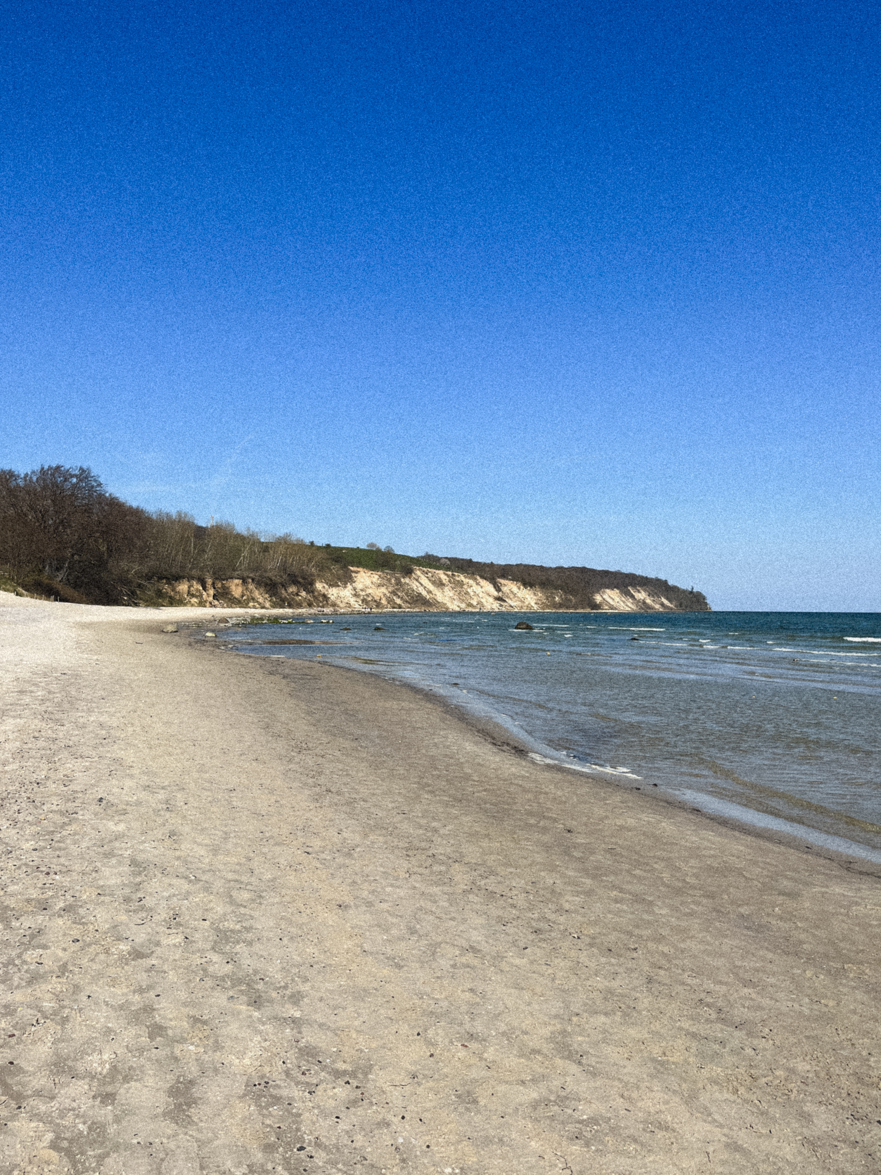 An Ocean Away pictured2